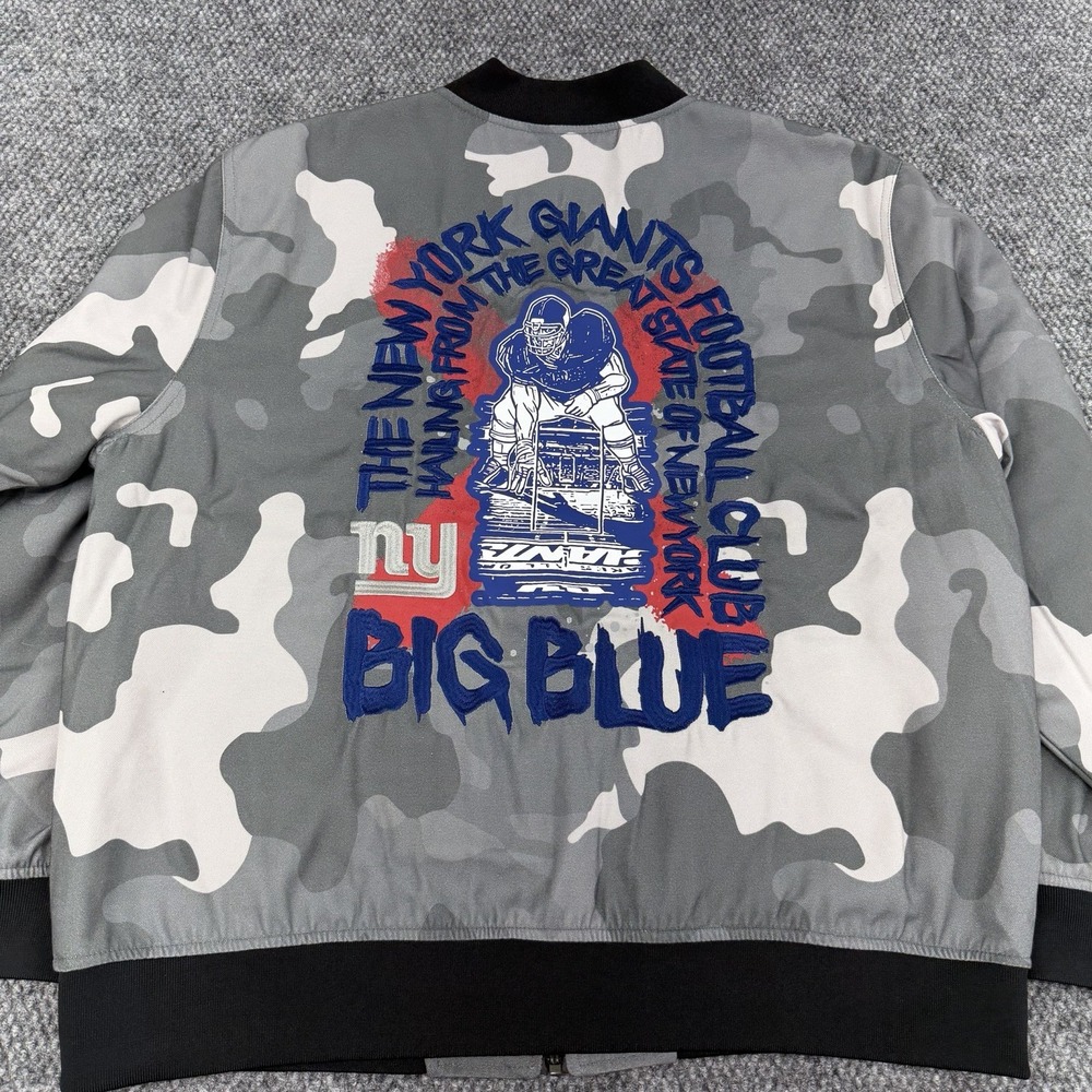 New York Giants The Wild Collective Men's XL Gray Camo Bomber Jacket NFL - New